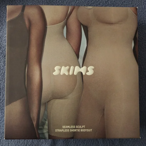 Skims - Picture 2 of 2